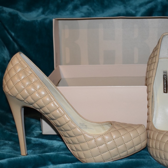 BCBGeneration Shoes - BCBGeneration Nude Pixie Quilted Pump NWOT